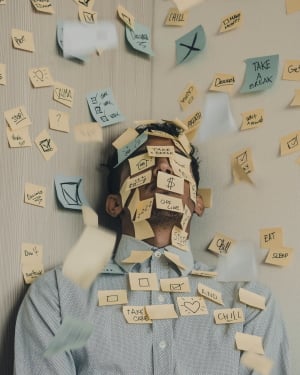 Managing burnout luis-villasmil-mlVbMbxfWI4-unsplash