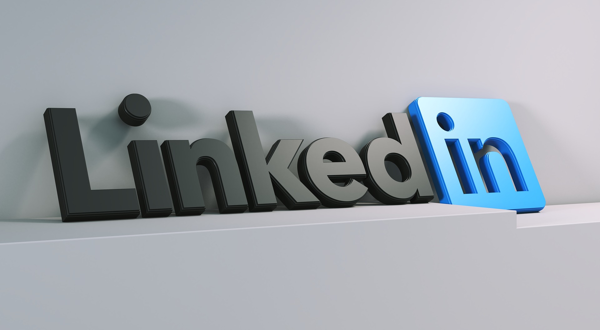 How recruitment firms can use LinkedIn Stories | BlueSky PR